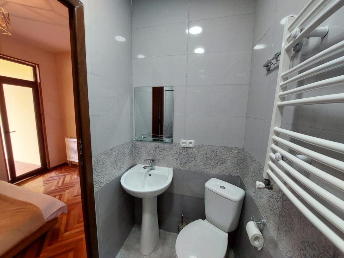 Guesthouse "Door" In Sighnaghi Exterior photo