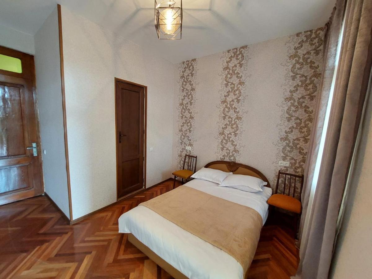 Guesthouse "Door" In Sighnaghi Exterior photo